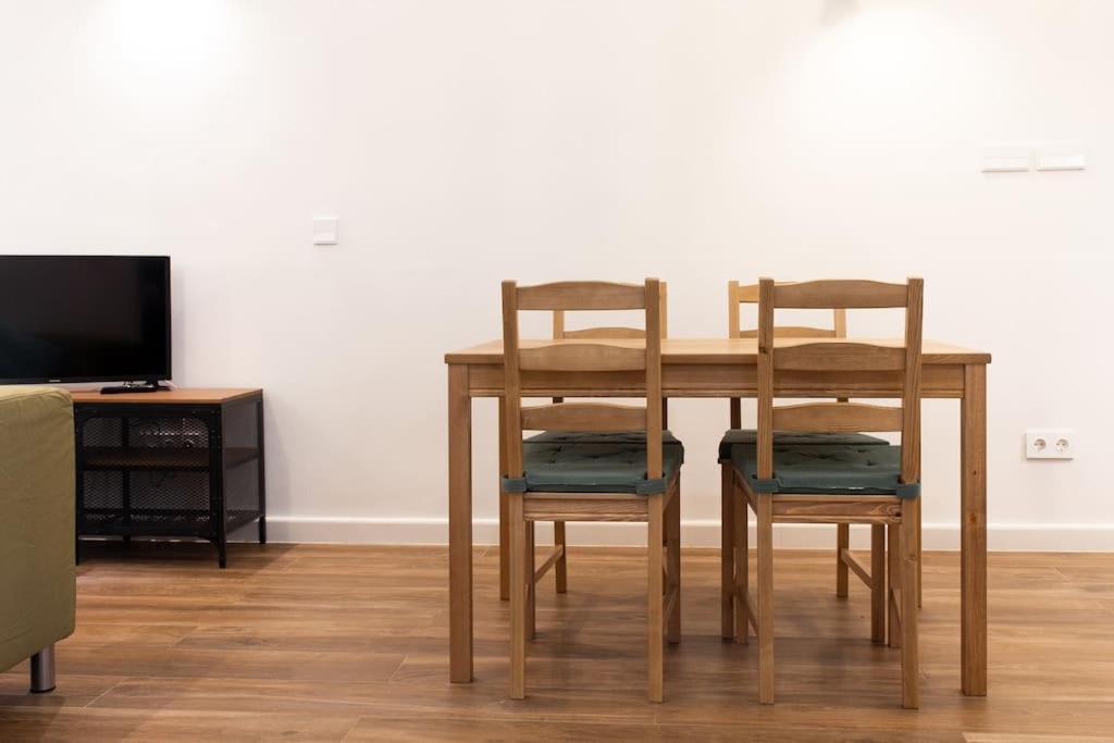 Encantador Apartamento Reformado En Tetuan By Bebalmy Madrid Extérieur photo